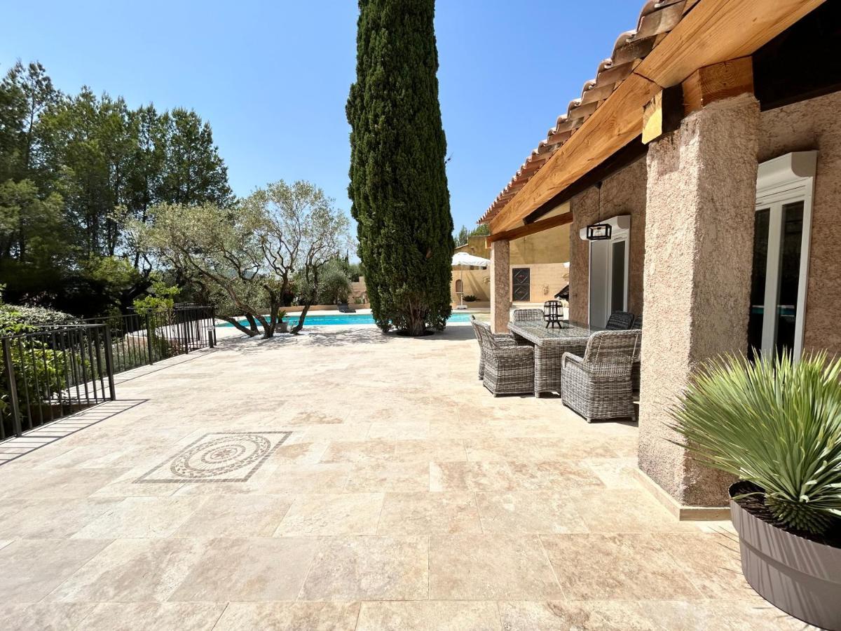 Villa De Charme En Campagne Avec Piscine Privee Et Nature Luxuriante Le Beausset Eksteriør bilde
